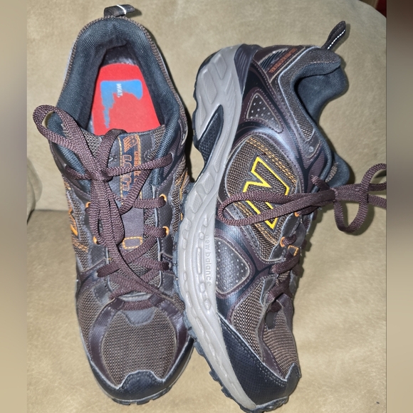 New Balance 481 All Terrian Athletic Shoes for Trail Running Size 11 - Picture 2 of 8